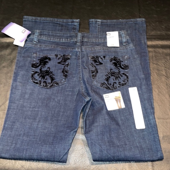 Lee jeans, size 12 M, NWT - Picture 3 of 7